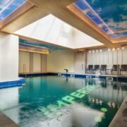 Piscină interioară cu apă caldă Imperial Hotel & Spa
